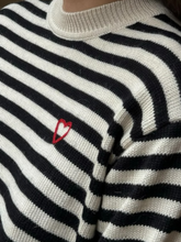 Cargar imagen en el visor de la galería, Suéter de lana de alpaca bebé
