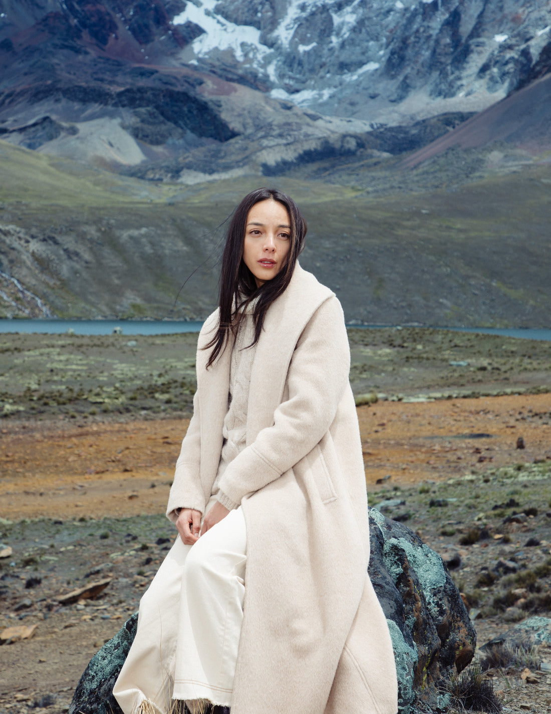 Suéter acogedor con trenzas