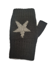 Load image into Gallery viewer, Baby alpaca wool Star Mittens
